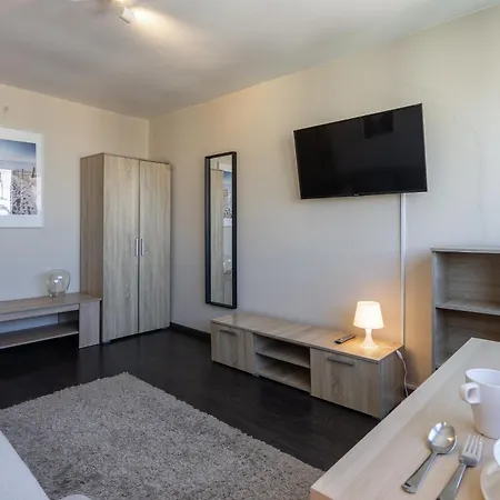 Apartment 10 Centrum - Mieszkanie Dla 2 Os